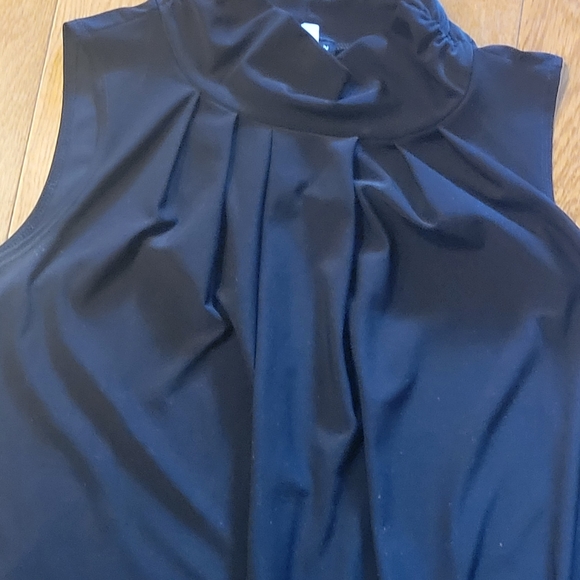 PerSeption Concept black mock turtleneck top. Black. Medium. Band hem. - Picture 5 of 6